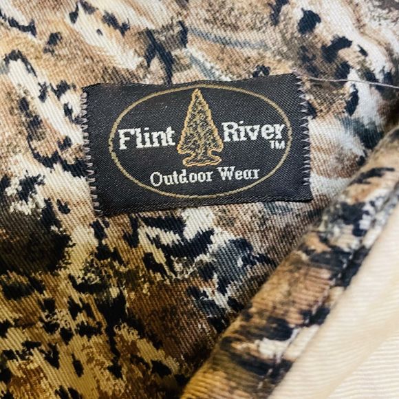 Flint River Outdoor Wear XXL Mens Hunting Shirt Tan w/Camo Right Rifle Padding - Picture 15 of 16